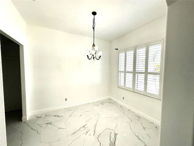 Dining rm
