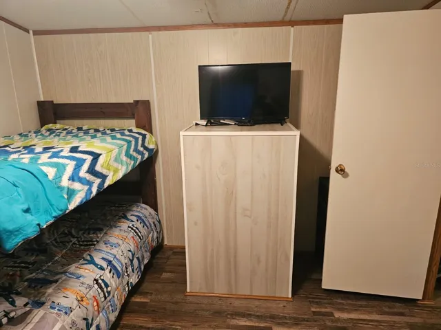 Back bedroom