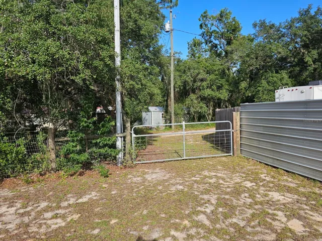 Back gate entrance from SE 196th Terr
