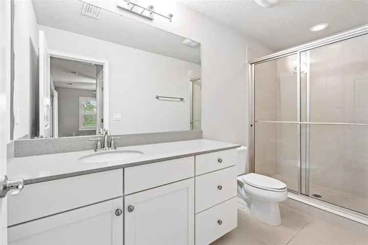Guest Suite Bathroom