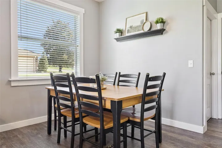 Casual dining space keeps meals, homework, and everyday routines simple and connected.