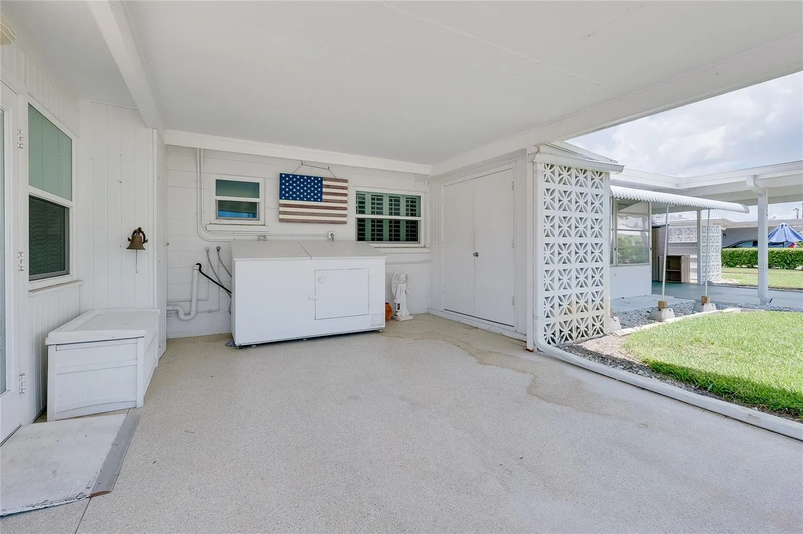 Carport