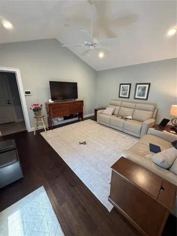 family room 3