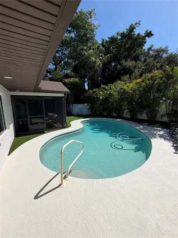 Pool 2