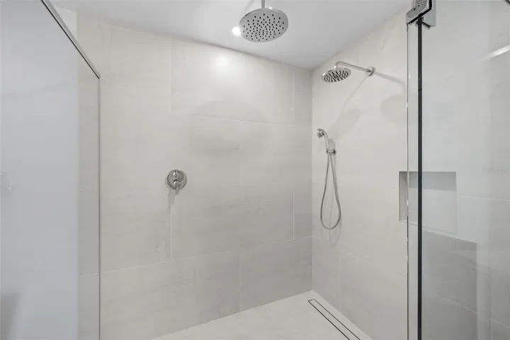 Primary shower