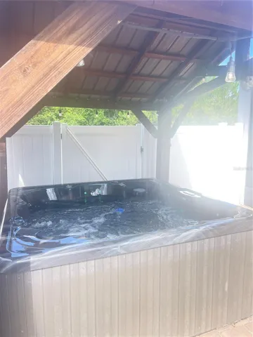 Jacuzzi,include lights and speacker