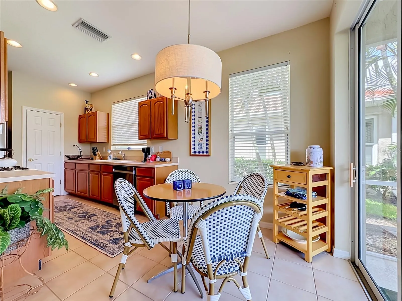 breakfast nook