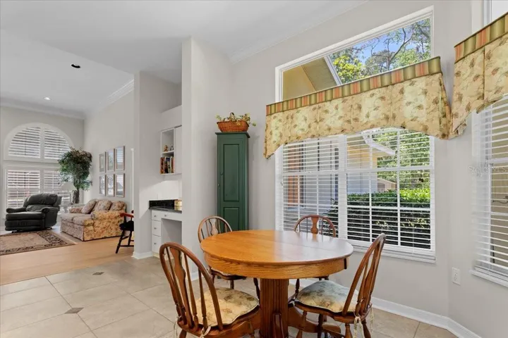 Breakfast Nook