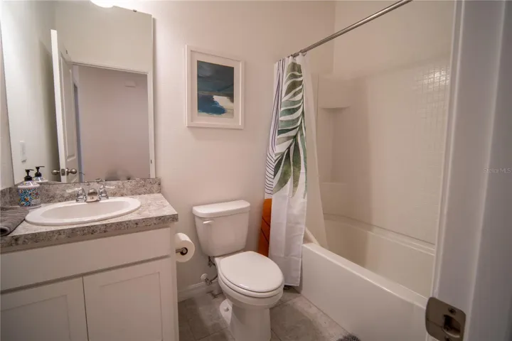 Hallway bathroom. Pictures taken before the sellers moved out of home.