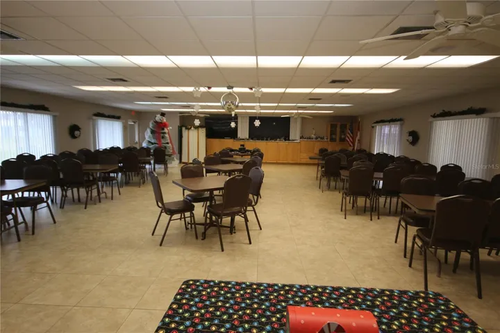 COMMUNITY ROOM