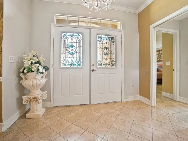 Open lighted entryway