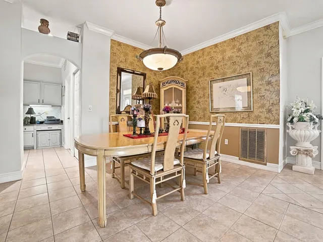 Dining room