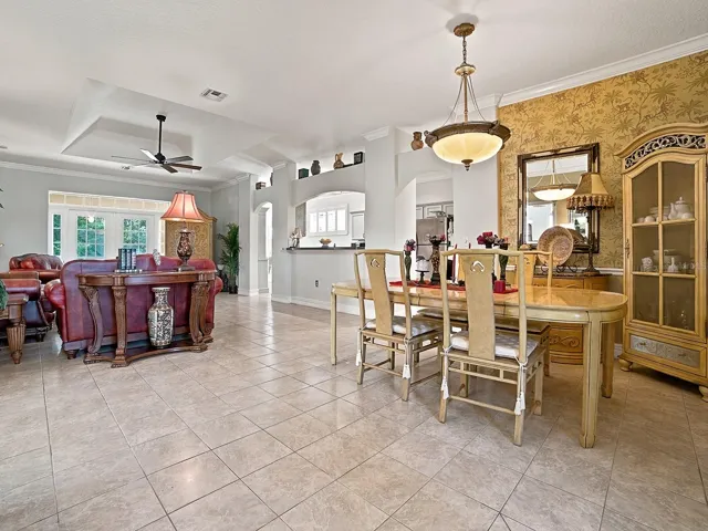 Dining/living area