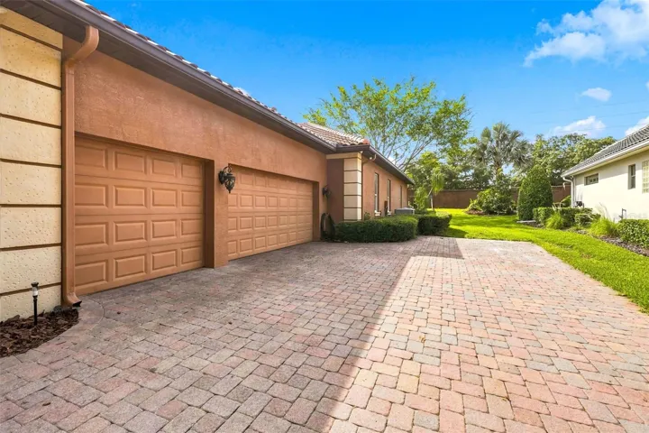 3-car garage