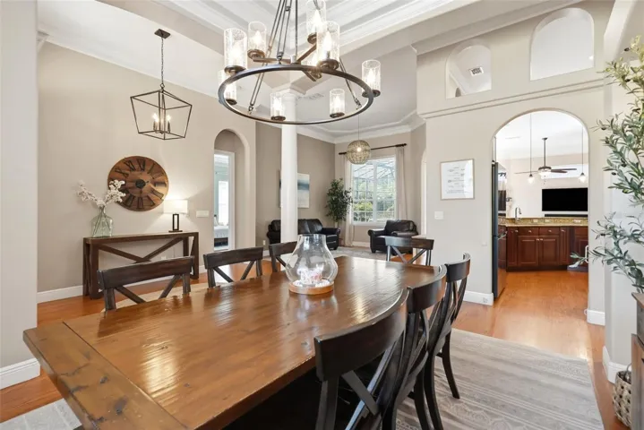 Formal dining room