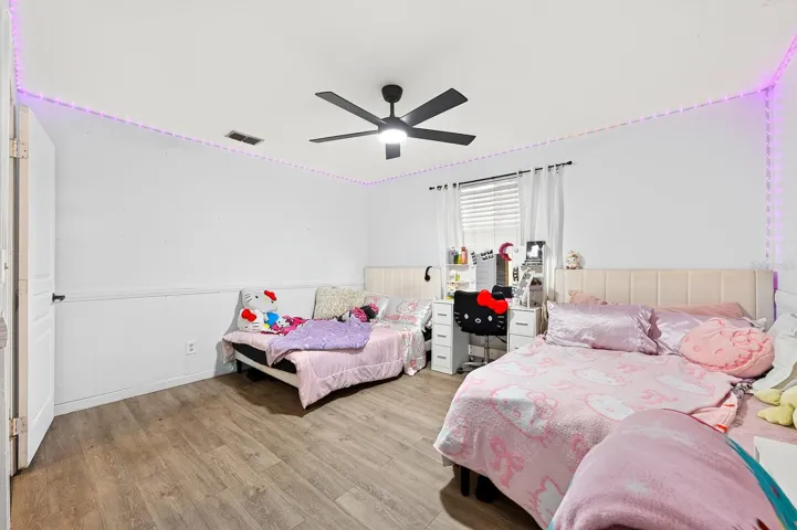 Guest Bedroom.