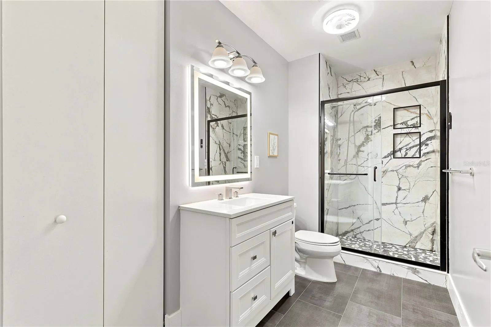Updated 2nd Bathroom