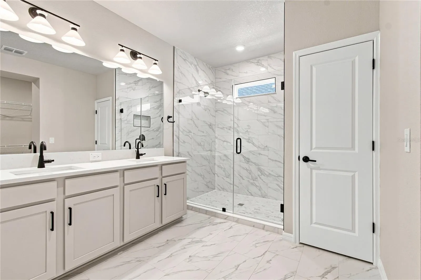 Owner's Bath