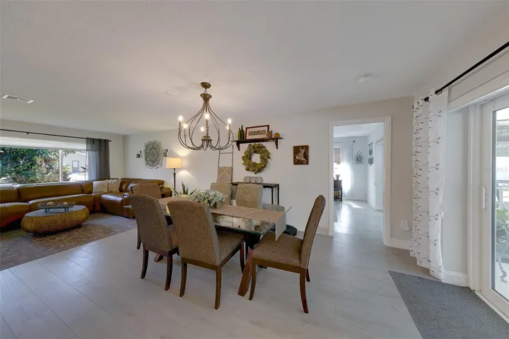 Formal dining room