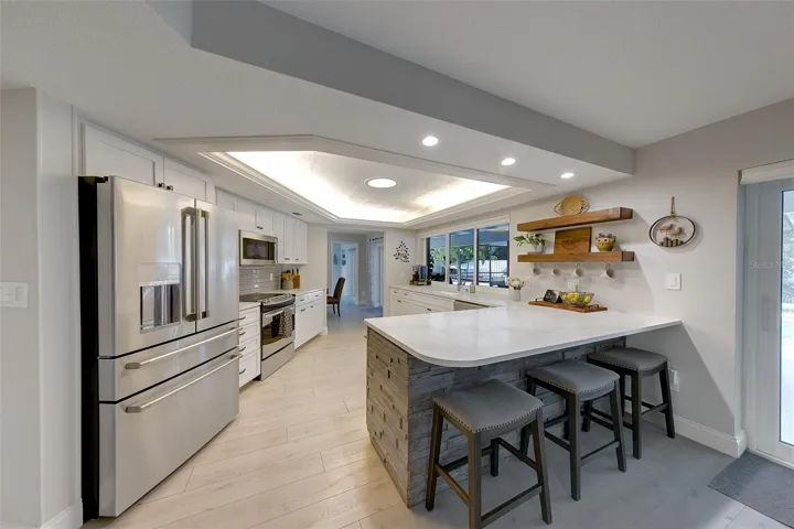 Eating space and overall view of the kitchen