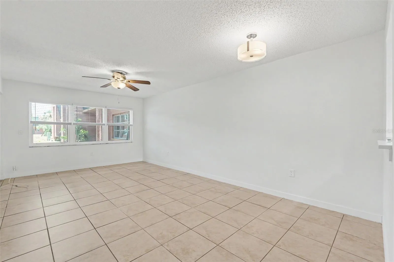 Living / Dining room combo