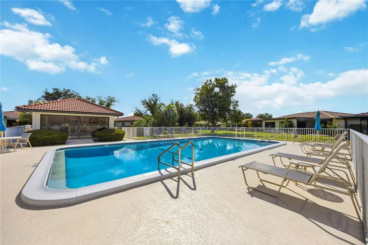 Community pool