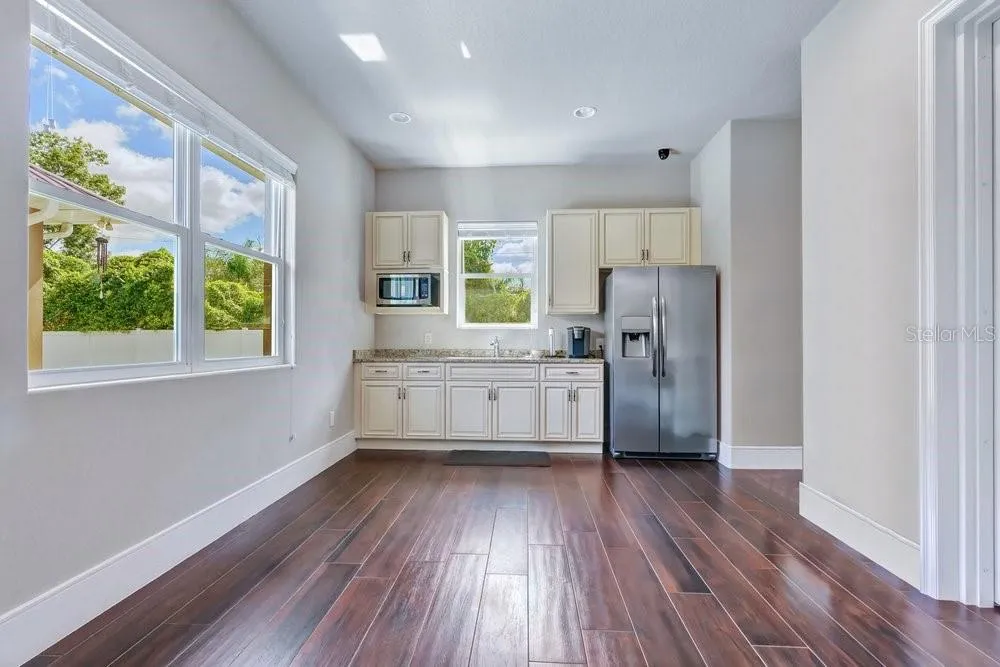 In-Law Suite/Office