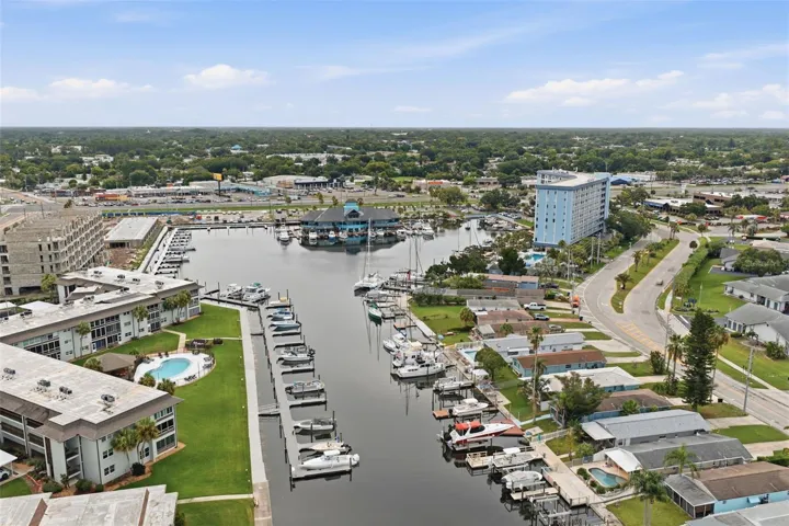 Gulf Harbors Condo Area