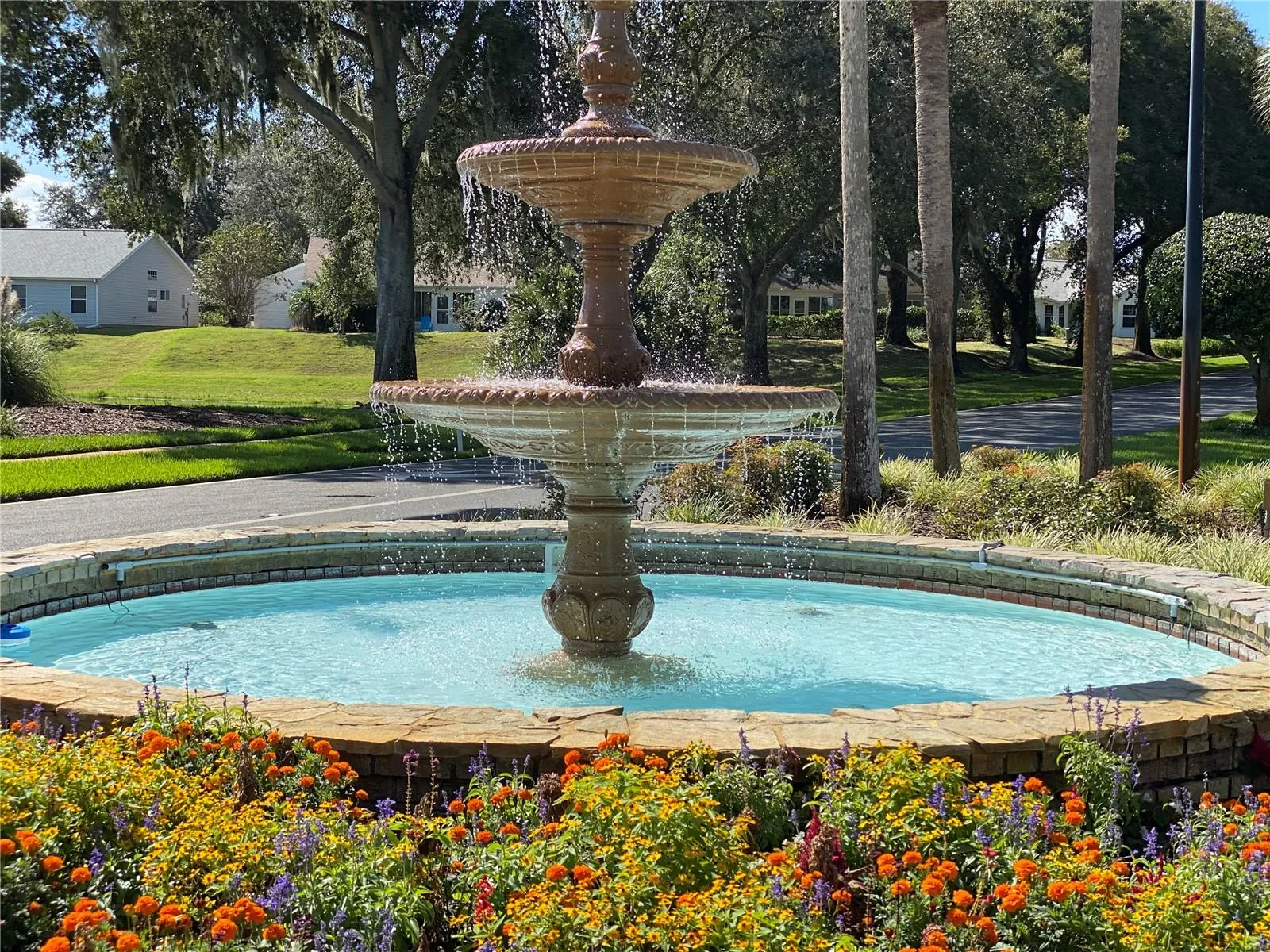 WATER FOUNTAINS