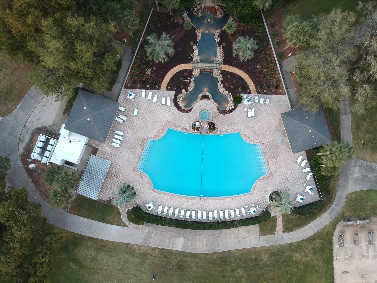 MANOR POOL