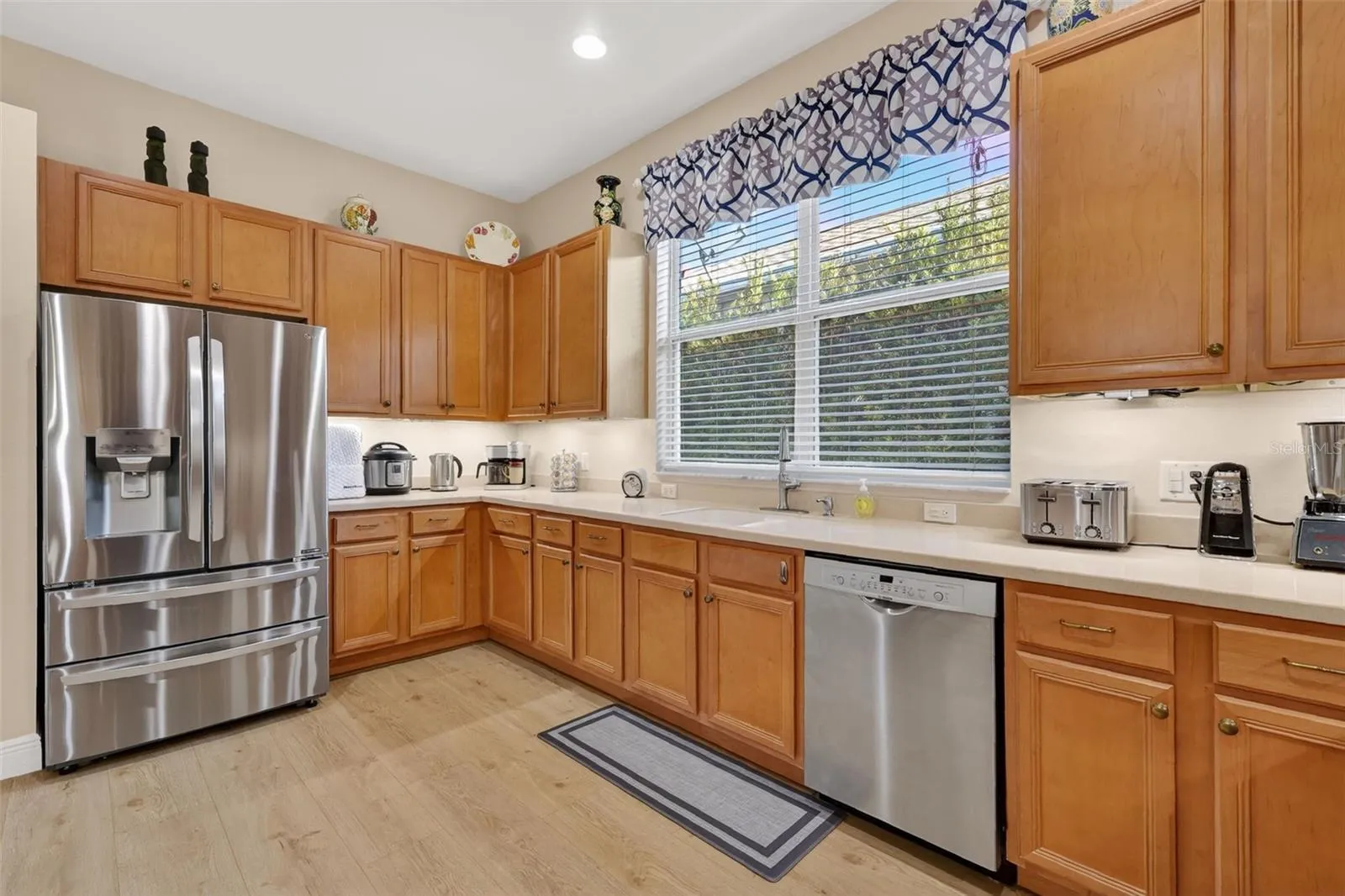 42" CABINETS