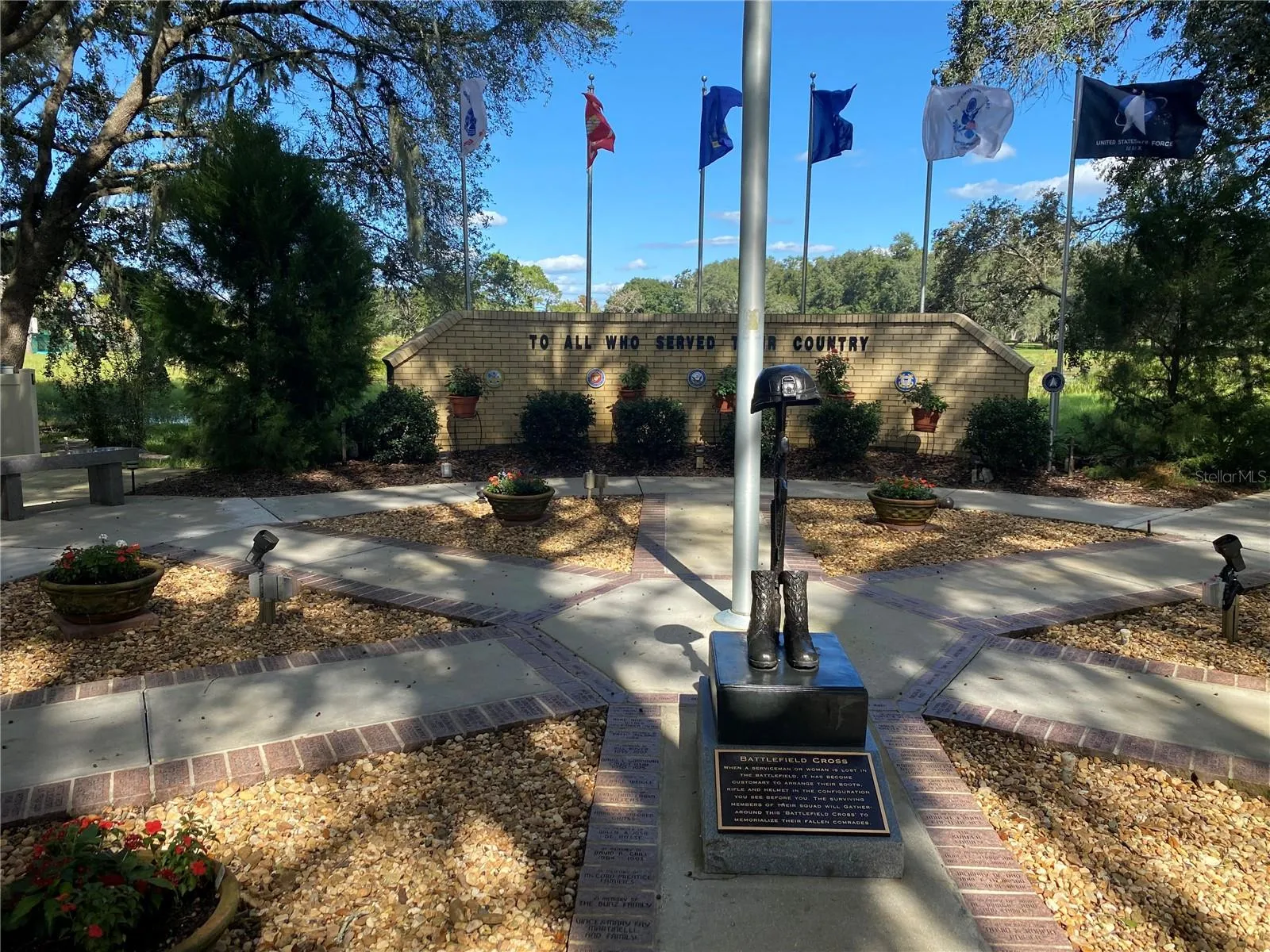 VETERANS MEMORIAL
