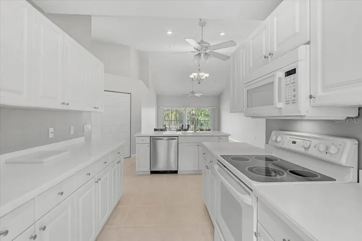 Kitchen looking toward great room
