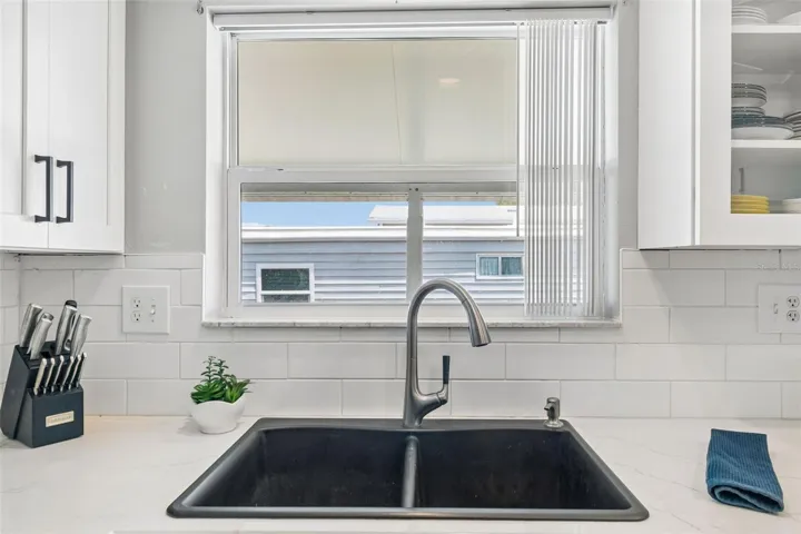 Double sink