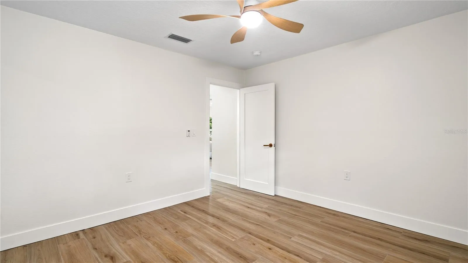 2nd Guest Bedroom