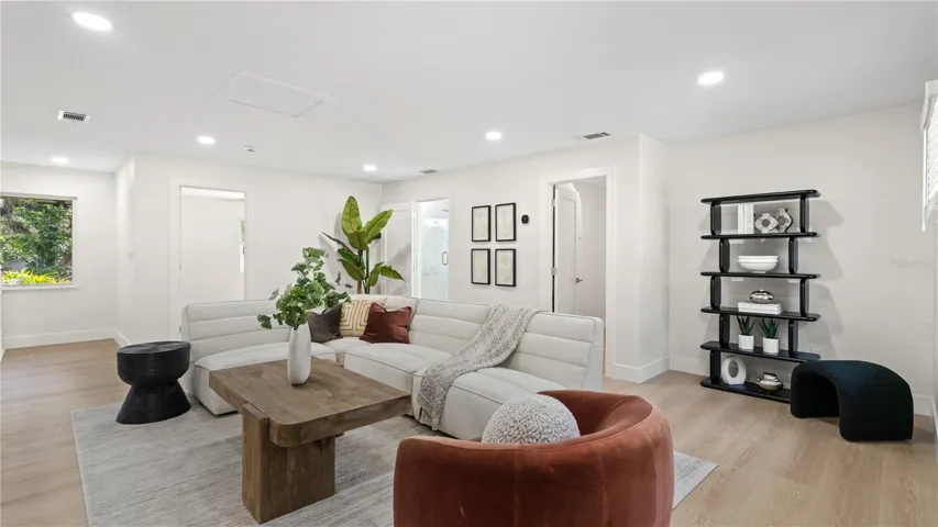 2nd Floor Loft