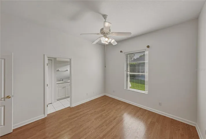 4th Bedroom with Full Bath