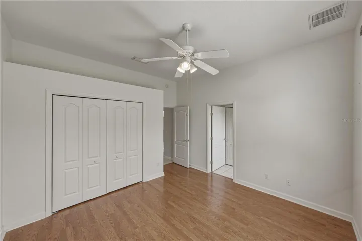 4th Bedroom with Full Bath