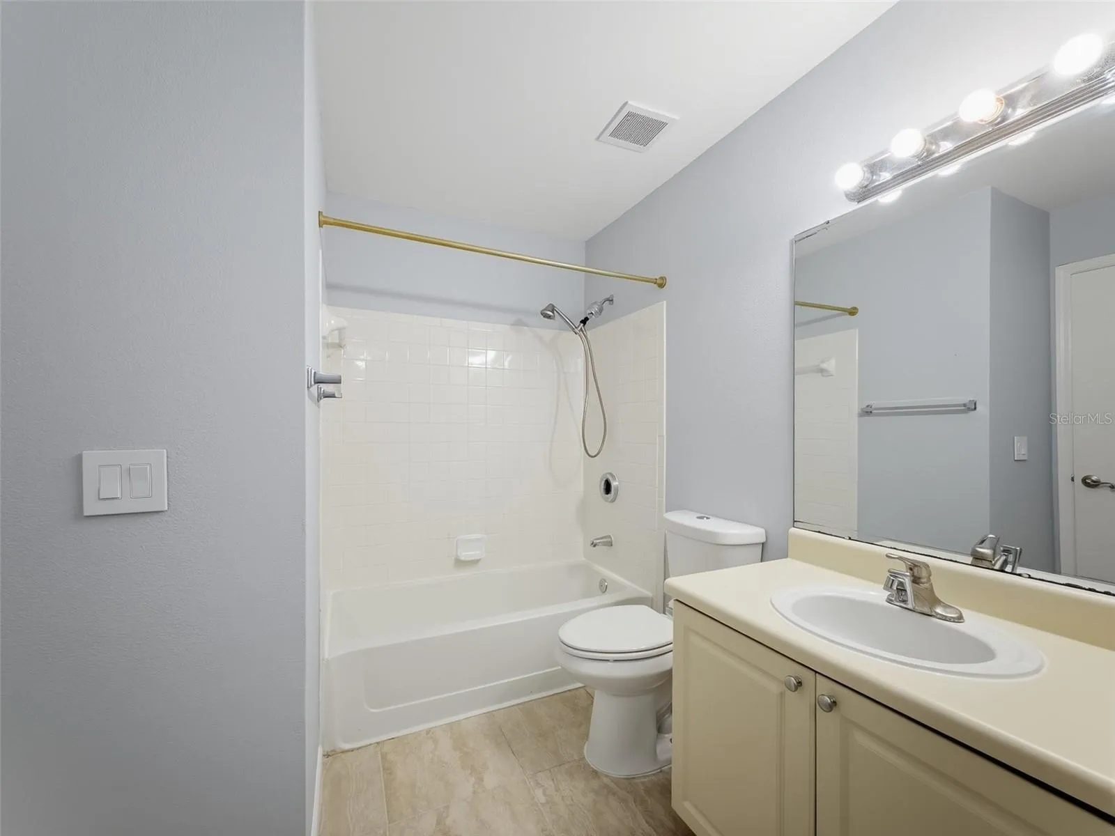 Primary Bathroom - 9481 Highland Oak Drive 1502, Tampa, FL 33647