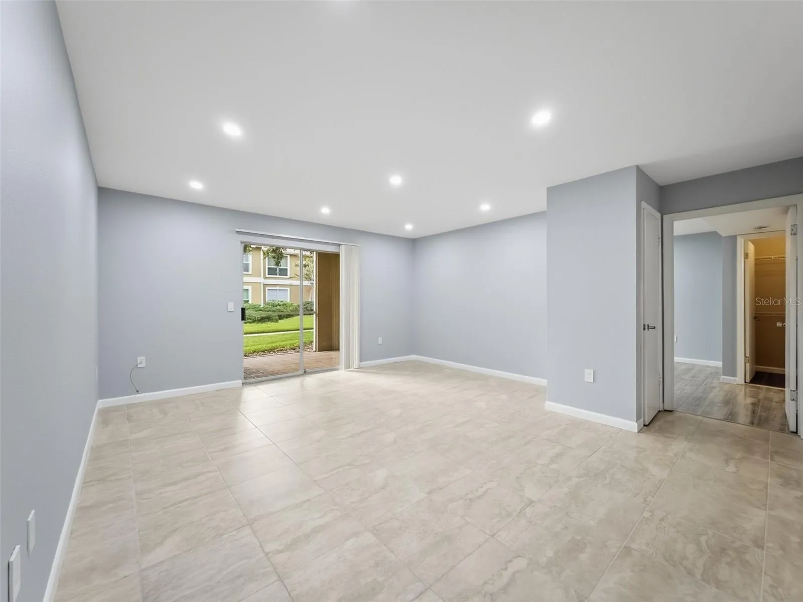 9481 Highland Oak Drive #1502, Tampa, FL 33647