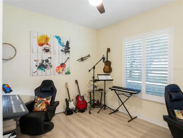 Den/Music Room