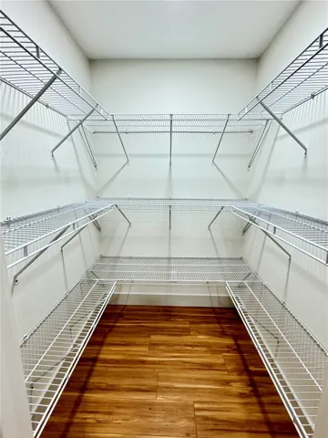 Walk in pantry