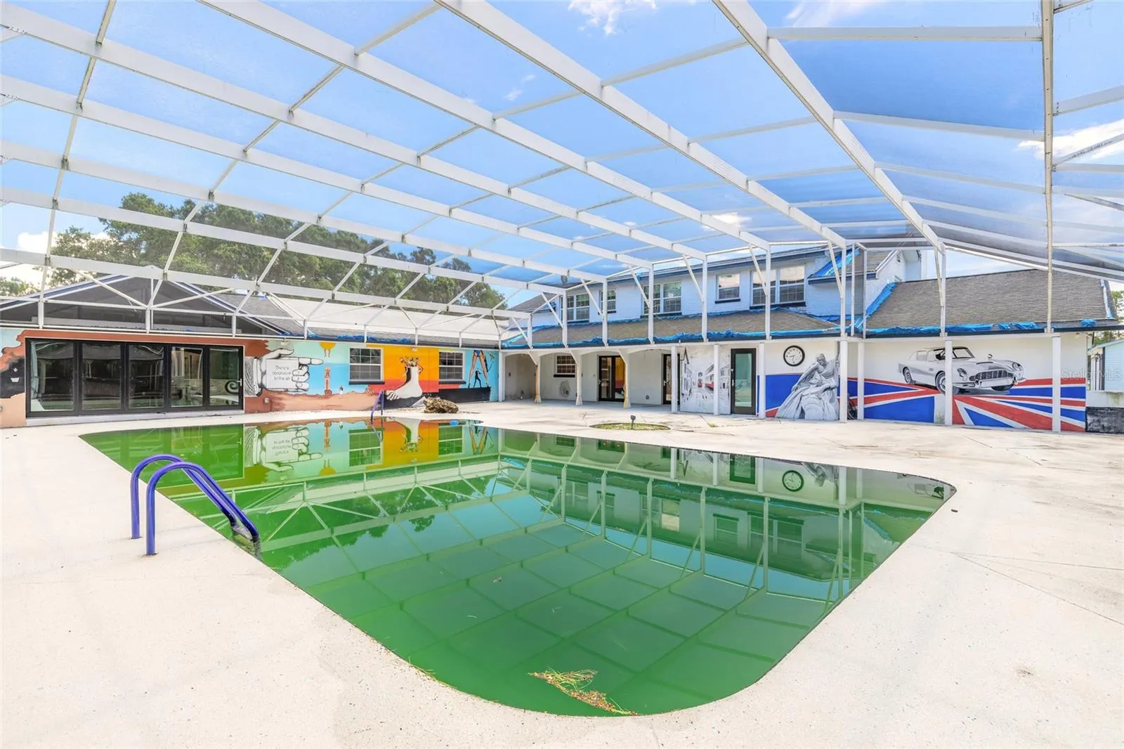 Giant Pool Deck
