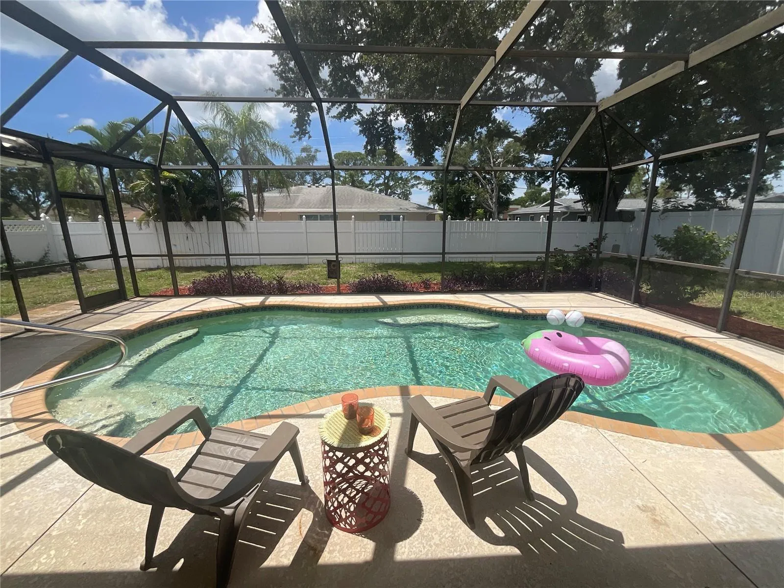 R.E.L.A.X. Pool side