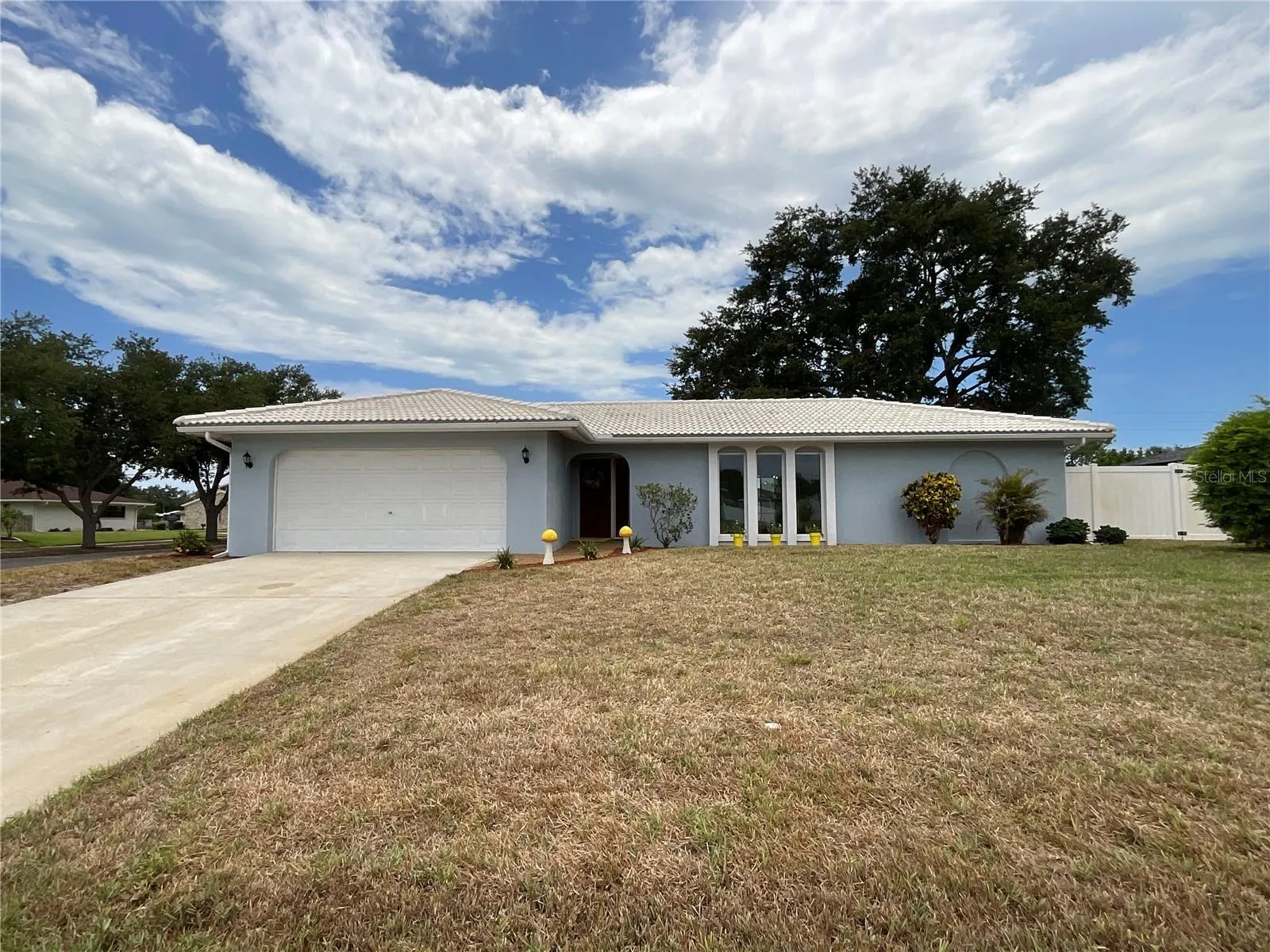 Welcome to 2224 42nd St W. Bradenton, FL