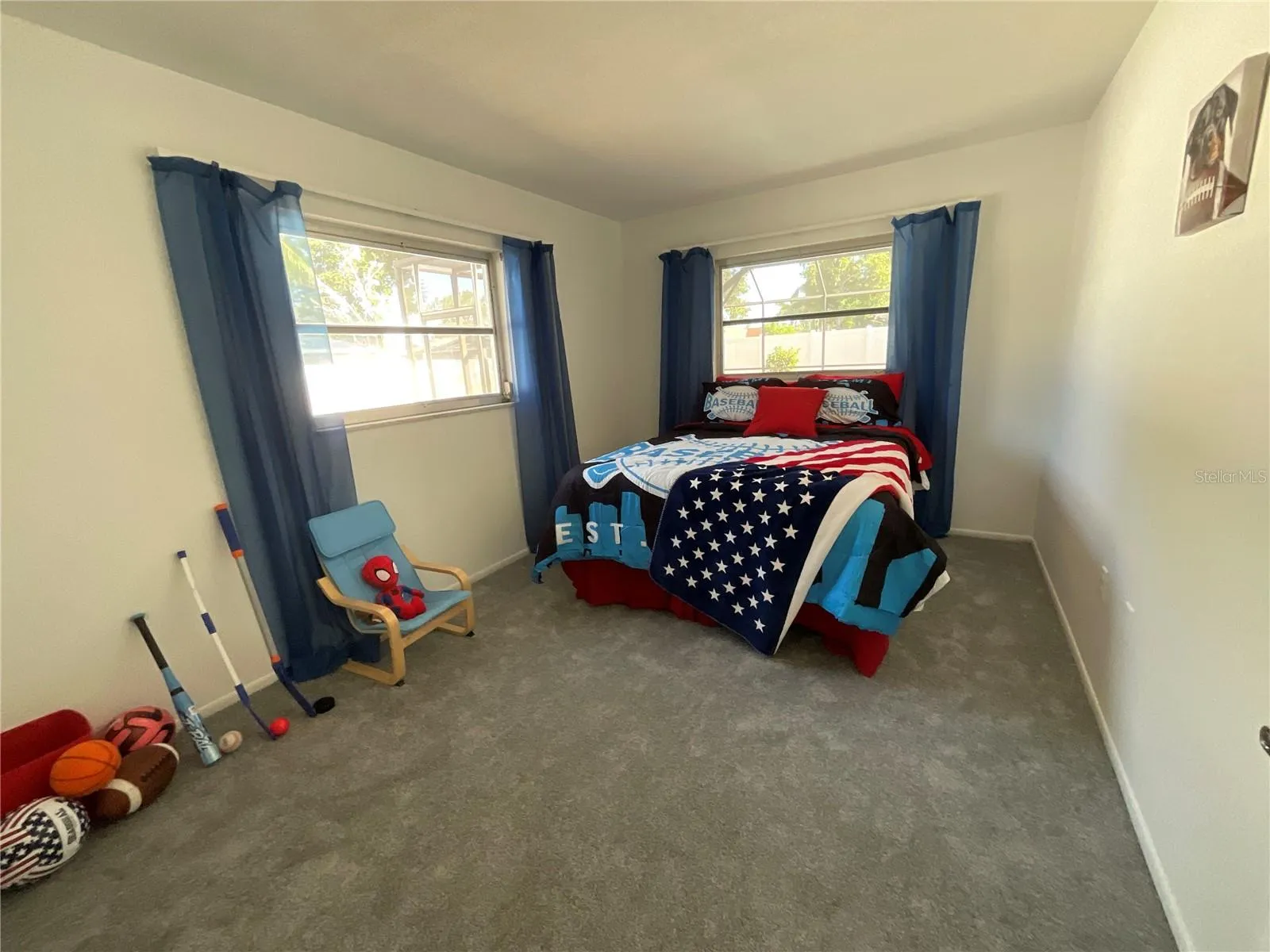 Spacious bedroom