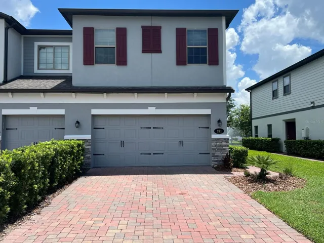 GARAGE ENTRY VIEW