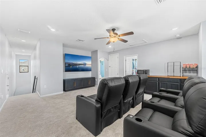 upstairs bonus room