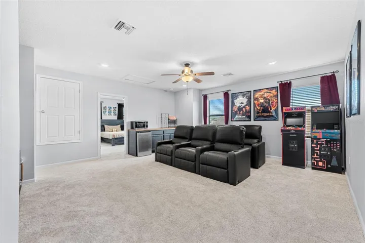 upstairs bonus room