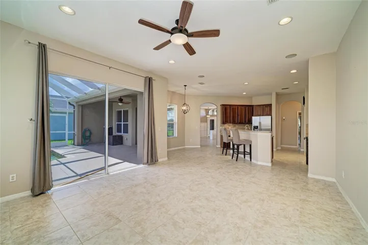 Family room, dinette.